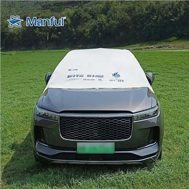 Automobilio aušinimo viršutinis dangtis visureigiui